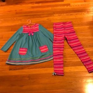 Adorable girls aqua and pink pants set.